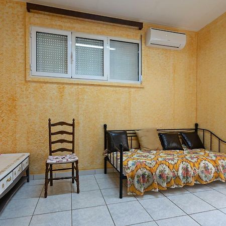 Garden Apartment 罗希姆诺 外观 照片